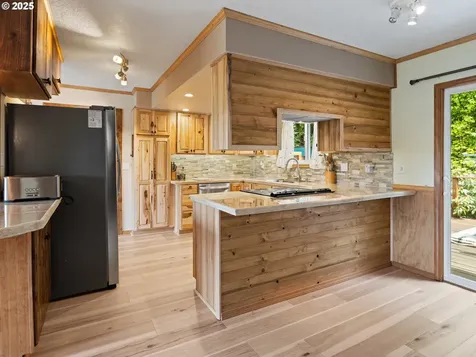 435 S Crestline Drive Waldport OR 97394