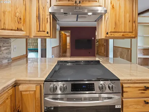 435 S Crestline Drive Waldport OR 97394