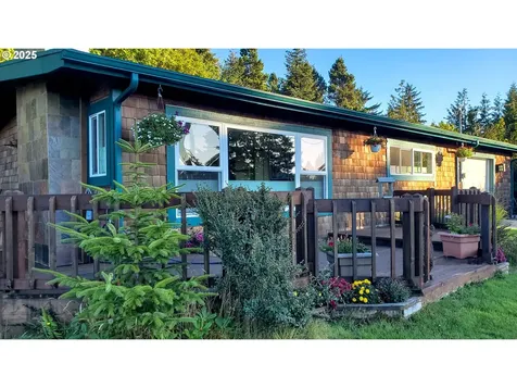 435 S Crestline Drive Waldport OR 97394