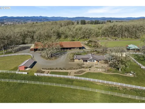 17795 NE Laughlin Road Yamhill OR 97148