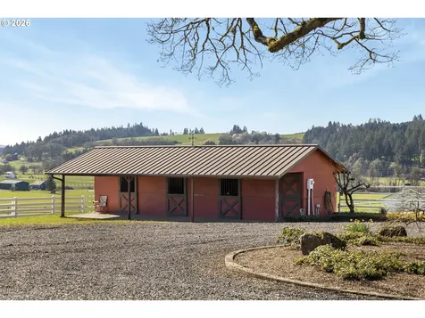 17795 NE Laughlin Road Yamhill OR 97148