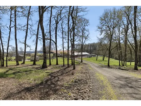 17795 NE Laughlin Road Yamhill OR 97148