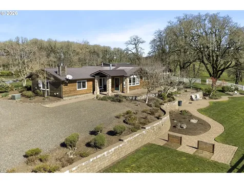 17795 NE Laughlin Road Yamhill OR 97148