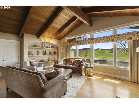 17795 NE Laughlin Road Yamhill OR 97148