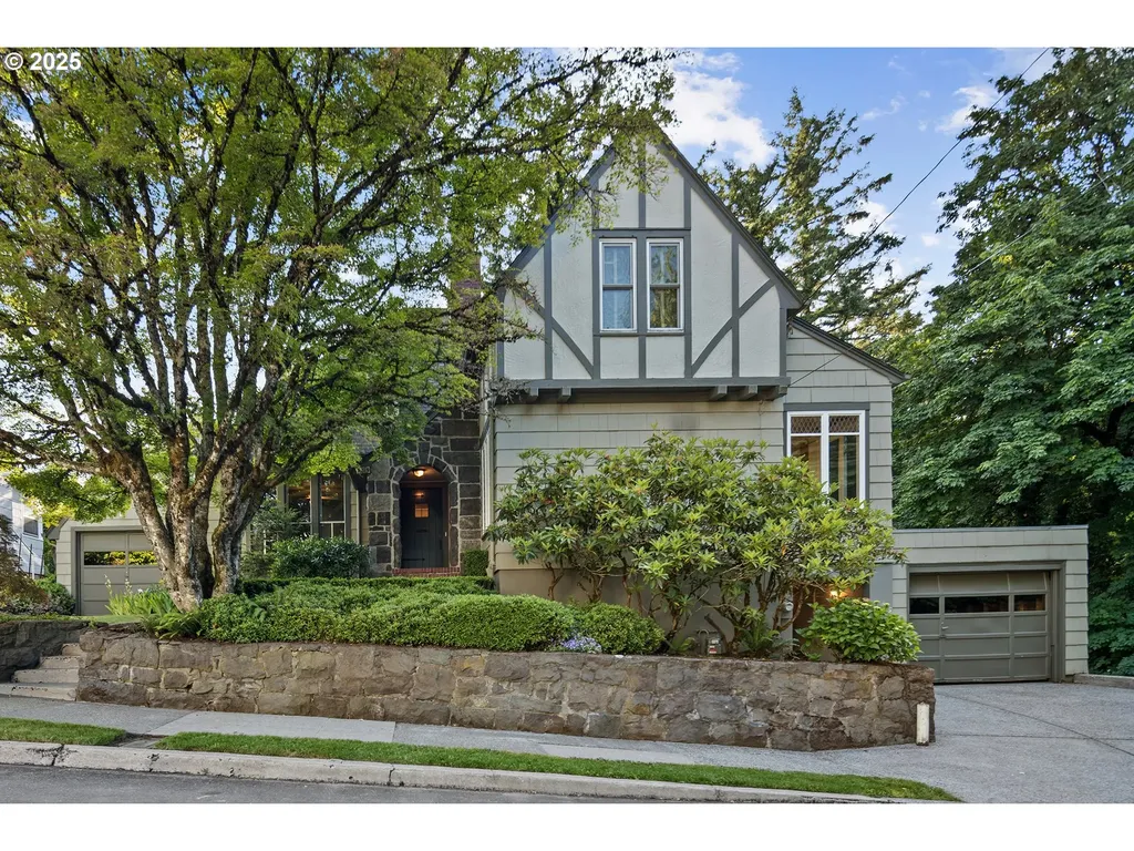 3505 SW Beaverton Avenue Portland OR 97239