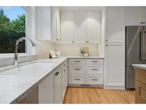 3505 SW Beaverton Avenue Portland OR 97239