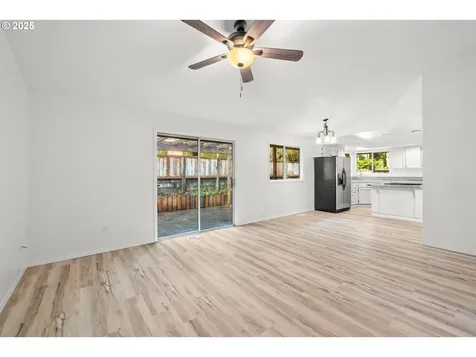 11025 SW Boones Ferry Road Portland OR 97219