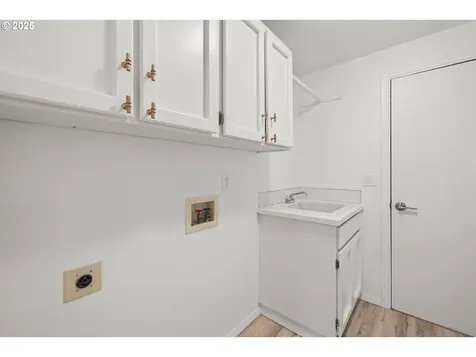 11025 SW Boones Ferry Road Portland OR 97219