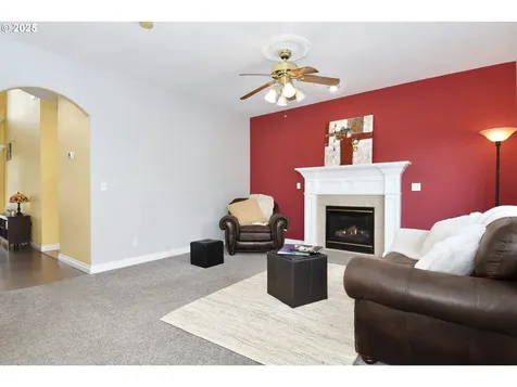 15625 SE Ogden Drive Portland OR 97236