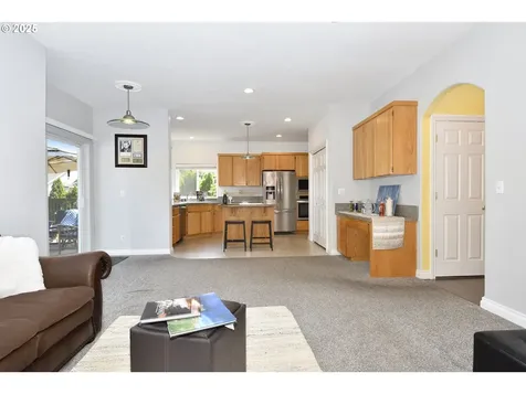 15625 SE Ogden Drive Portland OR 97236