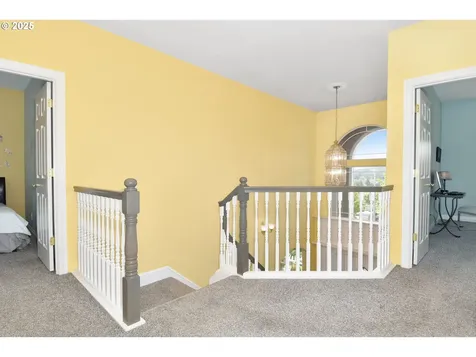 15625 SE Ogden Drive Portland OR 97236