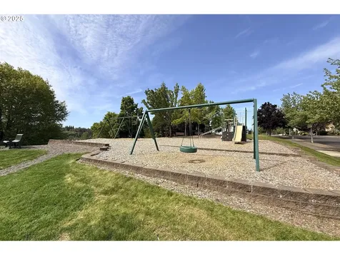 15625 SE Ogden Drive Portland OR 97236