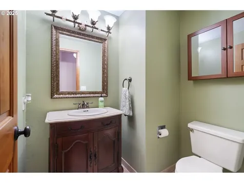 8615 NE 69th Street Vancouver WA 98662