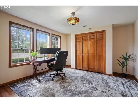 8615 NE 69th Street Vancouver WA 98662