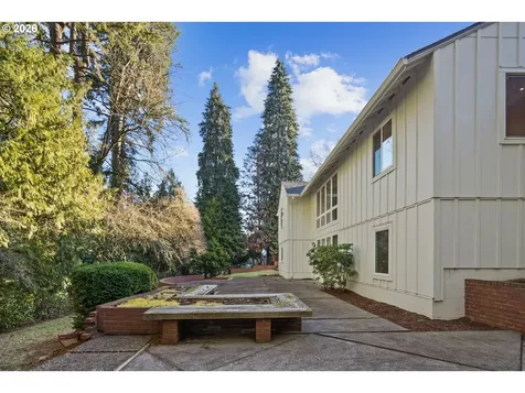 11404 S Breyman Court Portland OR 97219