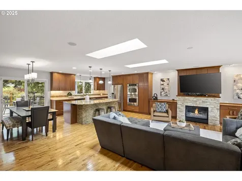 15105 SW Bull Mountain Road Portland OR 97224
