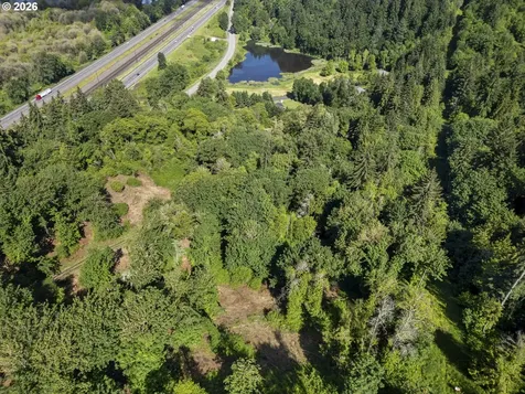 110 N Burke Road Woodland WA 98674