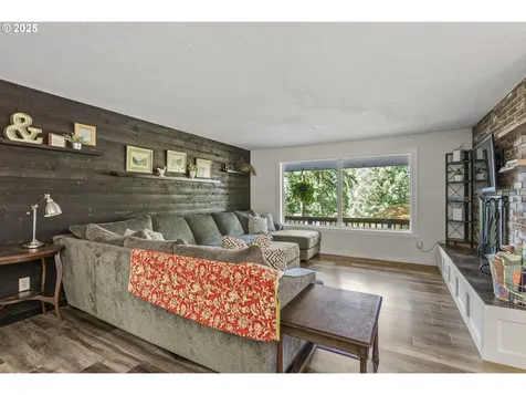 2342 E Lynnwood Drive Longview WA 98632
