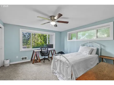 2342 E Lynnwood Drive Longview WA 98632
