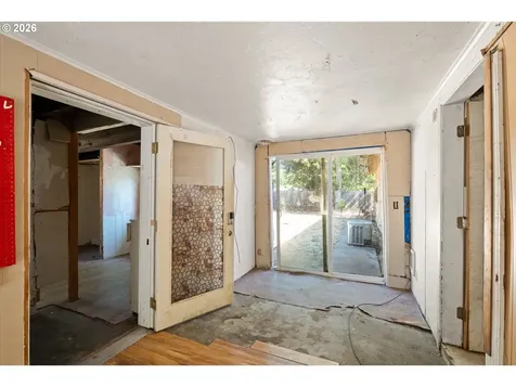 130 Sharon Drive Phoenix OR 97535