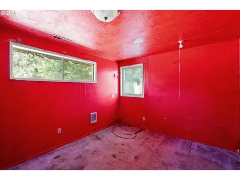 130 Sharon Drive Phoenix OR 97535
