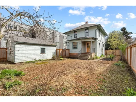 4929 NE 14th Place Portland OR 97211