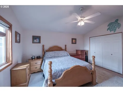 772 Horseback Court NE Salem OR 97301