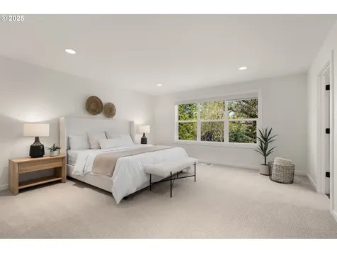 6810 SW 54th Avenue Portland OR 97219