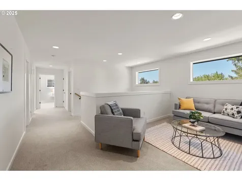 6810 SW 54th Avenue Portland OR 97219