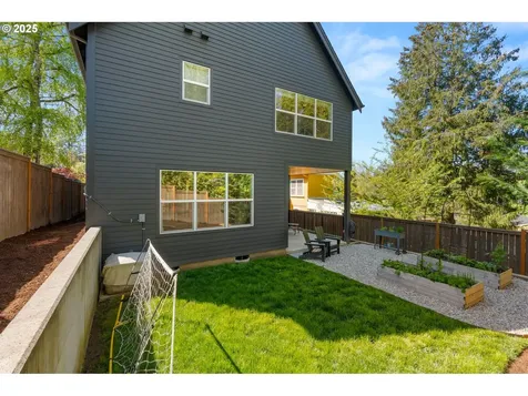 6810 SW 54th Avenue Portland OR 97219