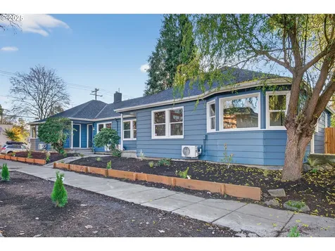 2938 SE Washington Street Portland OR 97214