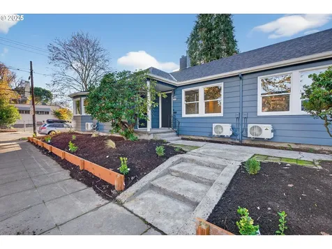 2938 SE Washington Street Portland OR 97214