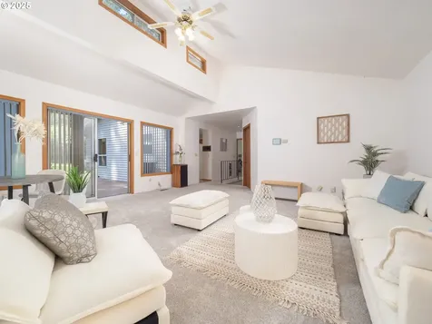 27701 SW Strawberry Hill Drive Hillsboro OR 97123