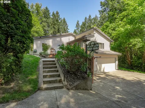 27701 SW Strawberry Hill Drive Hillsboro OR 97123