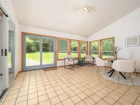 27701 SW Strawberry Hill Drive Hillsboro OR 97123