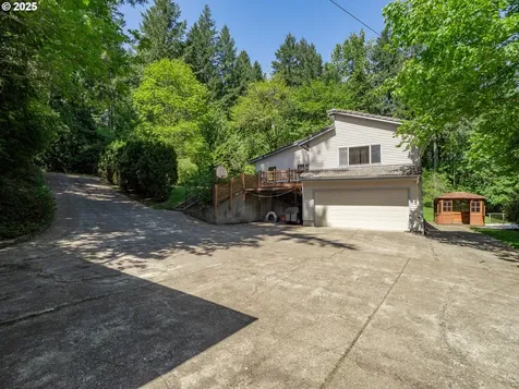27701 SW Strawberry Hill Drive Hillsboro OR 97123