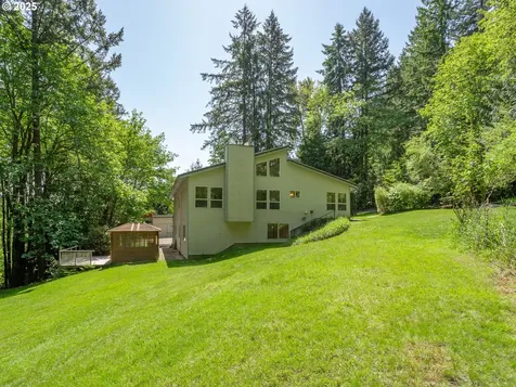 27701 SW Strawberry Hill Drive Hillsboro OR 97123