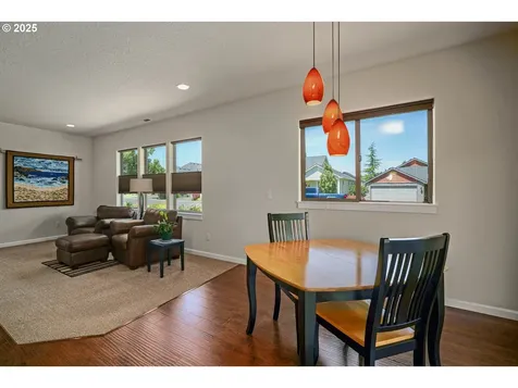 704 SE Lynchet Lane Dallas OR 97338