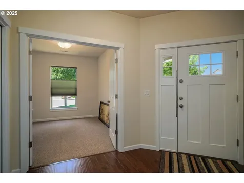 704 SE Lynchet Lane Dallas OR 97338