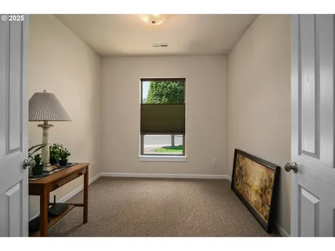 704 SE Lynchet Lane Dallas OR 97338