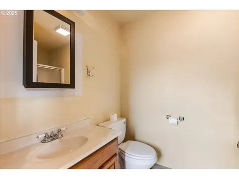 207 S Swiegle Avenue Molalla OR 97038