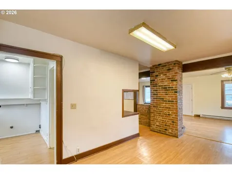 1716 SE Court Avenue Pendleton OR 97801