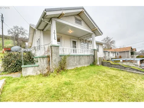1716 SE Court Avenue Pendleton OR 97801