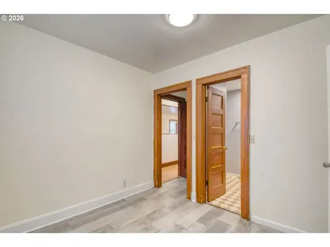 1716 SE Court Avenue Pendleton OR 97801