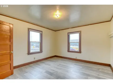 1716 SE Court Avenue Pendleton OR 97801