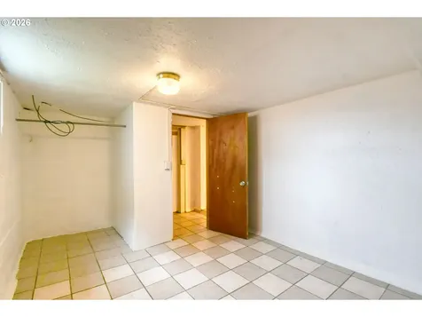 1716 SE Court Avenue Pendleton OR 97801