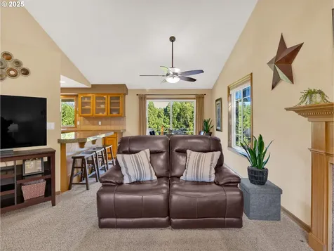 1125 NW Bella Vista Place Gresham OR 97030