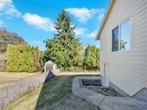 1125 NW Bella Vista Place Gresham OR 97030