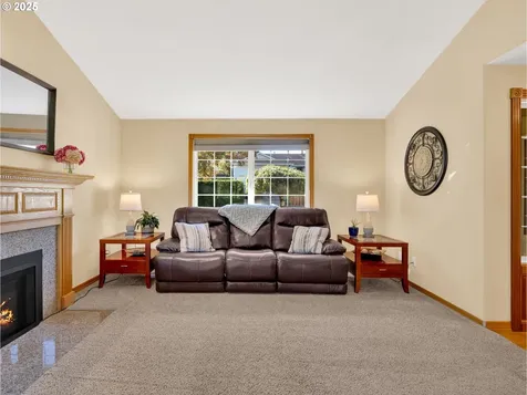 1125 NW Bella Vista Place Gresham OR 97030