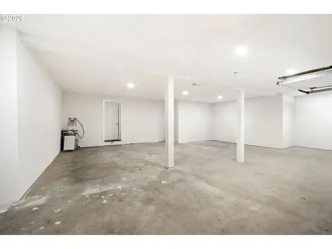13949 NE San Rafael Street Portland OR 97230